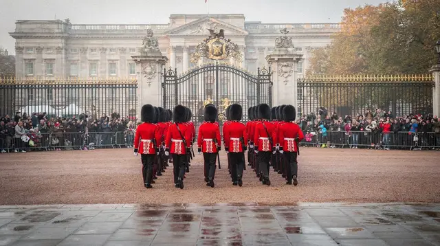 Buckingham Palace and the Changing of the Guard: what's free and what isn't