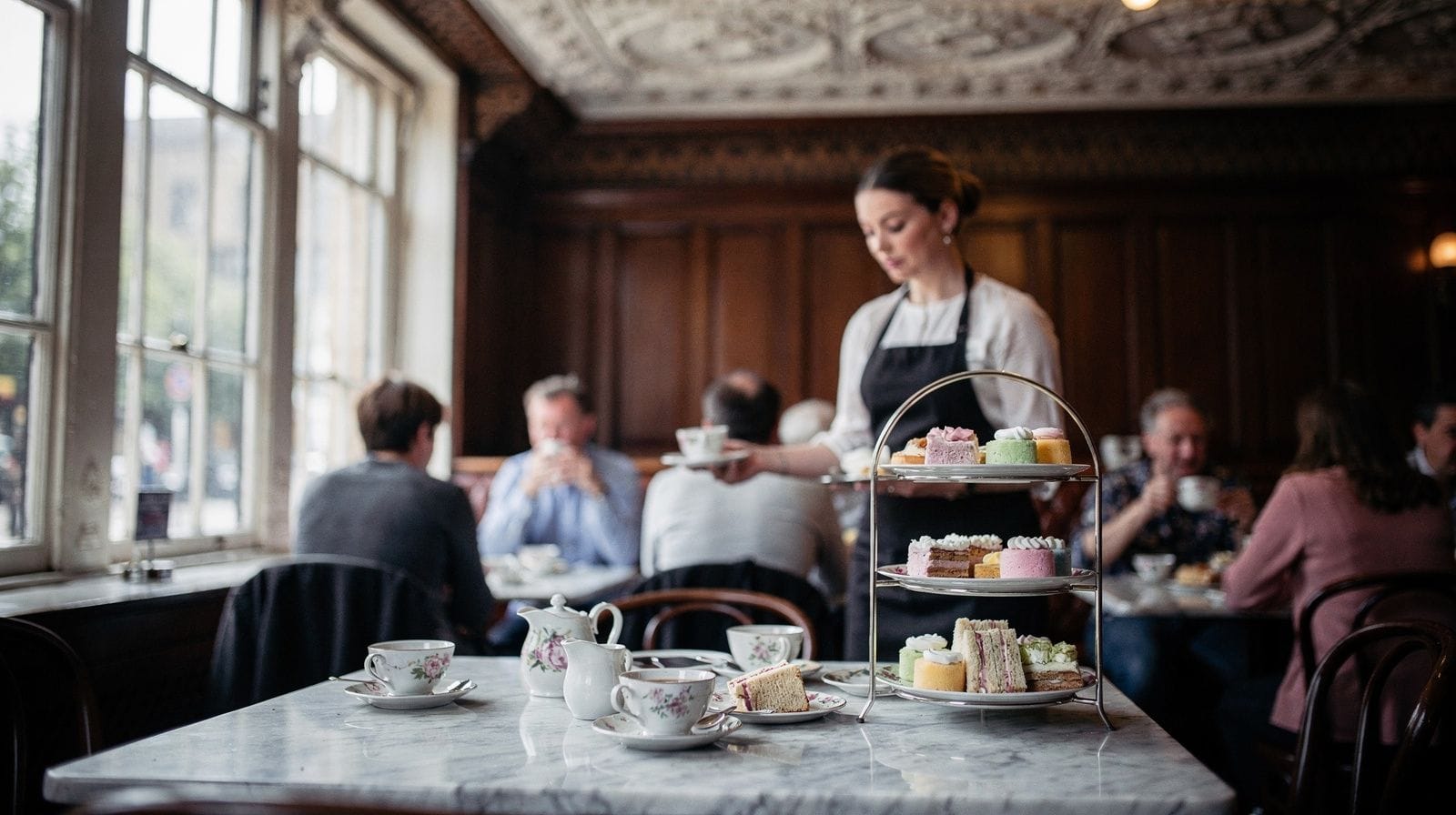 Afternoon tea in Londen: wat het kost en wanneer je moet boeken