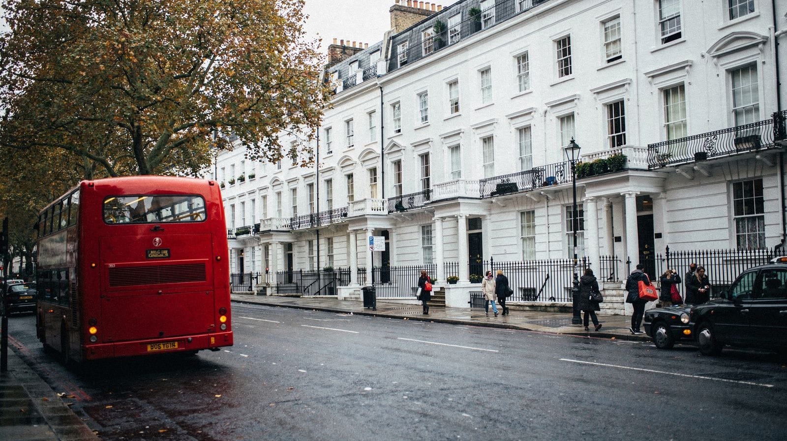Hop-on-hop-off bussen in Londen: zijn ze het waard?