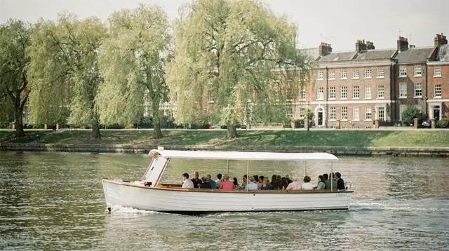 River boats to Richmond, Kew and Hampton Court: a realistic guide