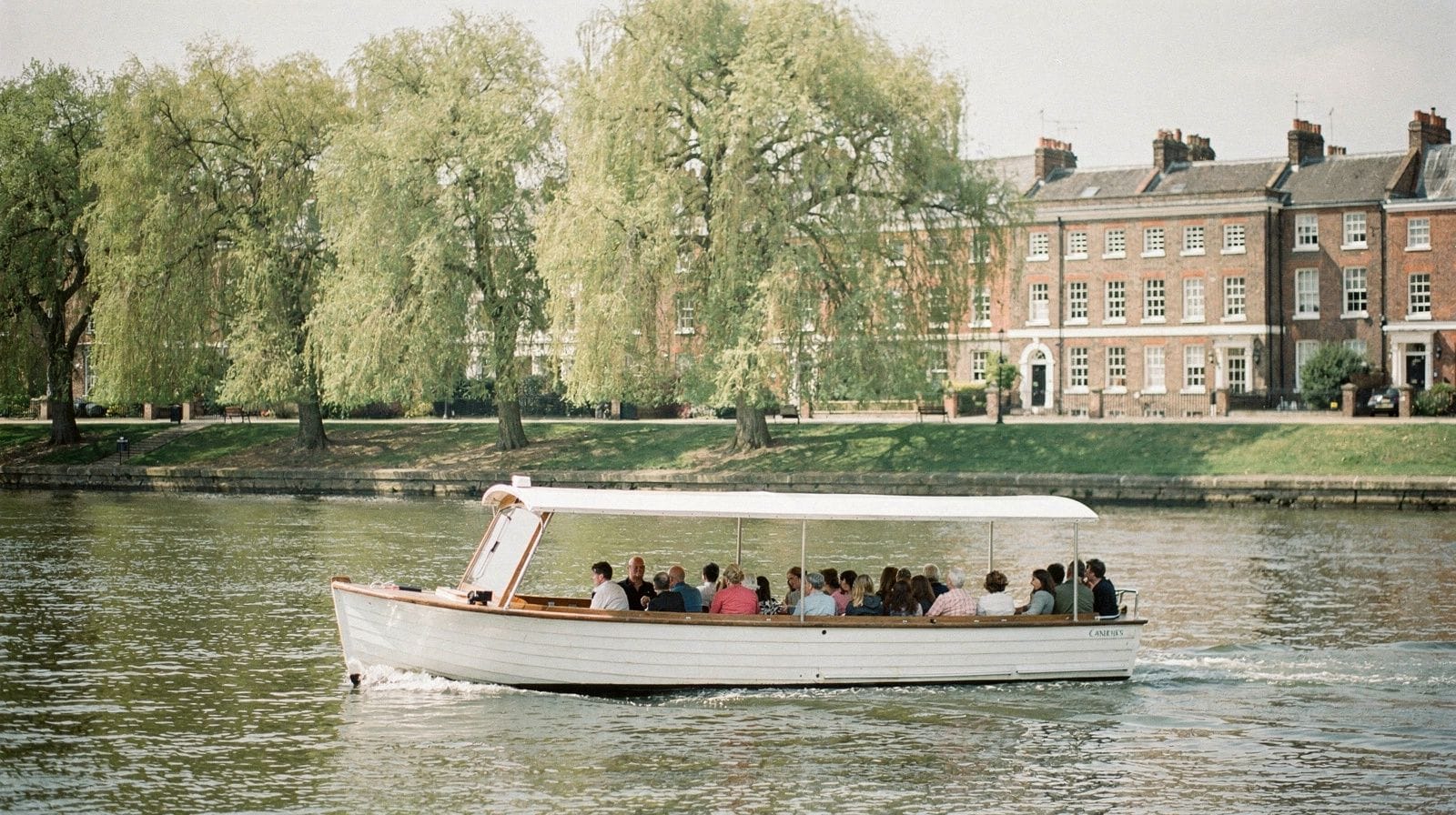 Riviersboten naar Richmond, Kew en Hampton Court: een realistische gids